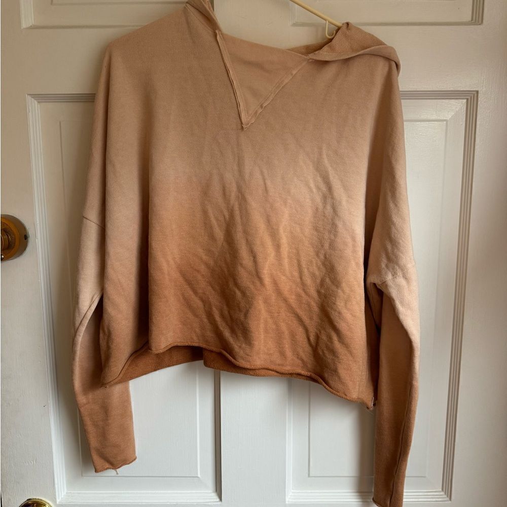 Abound cropped hoodie - size large